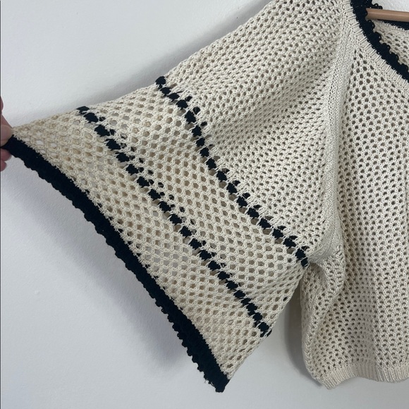 NKN Nekane Ecru Black Open Weave V-Neck Oversized Cropped S/S Sweater Small/Med - Picture 6 of 13